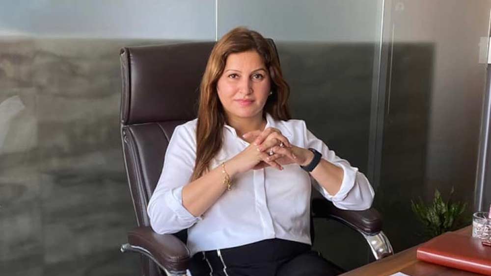 শুধু সোনালিই নন, ২০১৬ সালের ডিসেম্বরে রহস্যমৃত্যু হয় সোনালির স্বামী সঞ্জয় ফোগটের। মাত্র ৪২ বছর বয়সে খামারবাড়িতে রহস্যজনক ভাবে মৃত্যু হয় সঞ্জয়ের। খামারবাড়িতে ভোরবেলা সঞ্জয়ের মৃতদেহ পড়ে থাকতে দেখা গিয়েছিল। সোনালি এবং সঞ্জয়ের যশোধরা নামে এক মেয়েও রয়েছে।