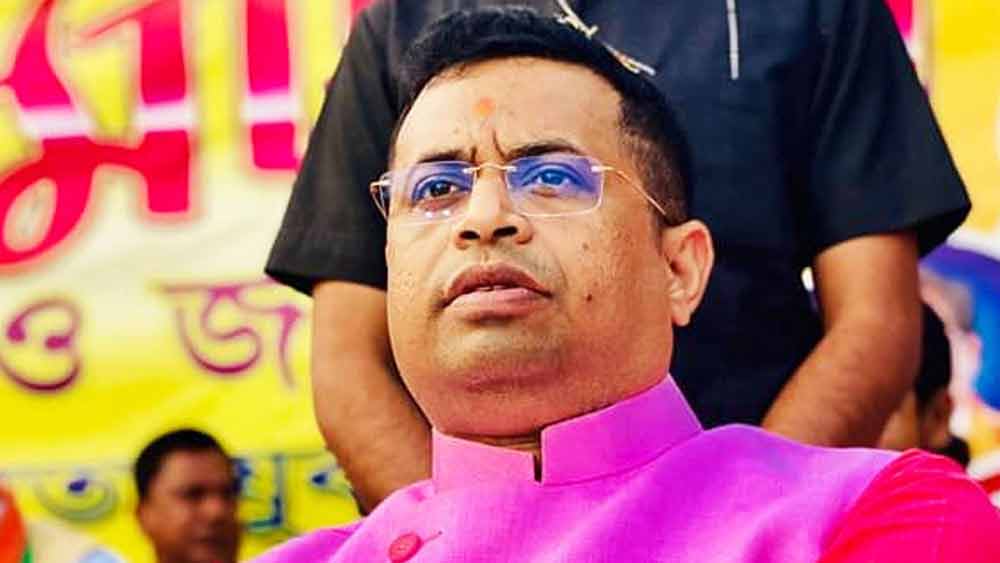 ২০১৯ সালের হলফনামা অনুযায়ী, বিষ্ণুপুরের বিজেপি সাংসদ সৌমিত্র খাঁয়ের মোট সম্পত্তির পরিমাণ ৮৬ লক্ষ ৫৬ হাজার ৭৭৭ টাকা।