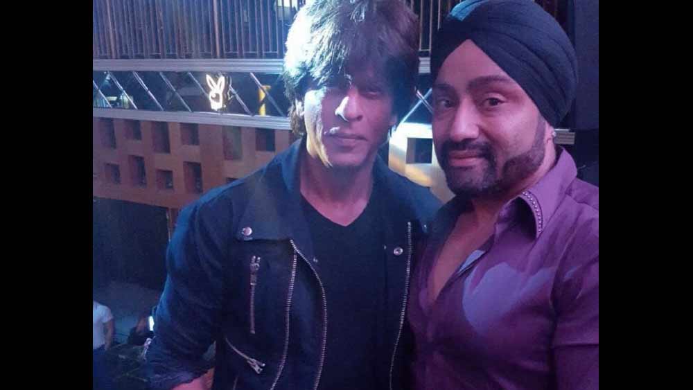 কবীর তলোয়ারের সঙ্গে একাধিক বলিউড তারকার ছবি রয়েছে। তার মধ্যে শাহরুখ খানও যেমন আছেন, তেমন ফারহান আখতারের মতো তারকাও রয়েছেন। হার্ডি সান্ধু এবং প্রয়াত পঞ্জাবি গায়ক সিধু মুসে ওয়ালার সঙ্গেও ছবি রয়েছে তাঁর।