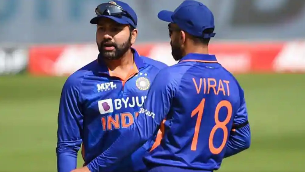 এশিয়া কাপের শুরুতেই কঠিন লড়াই ভারতের সামনে। পাকিস্তানের বিরুদ্ধে জয় মানে কার্যত গ্রুপের সেরা দল হিসাবে প্রতিযোগিতার সুপার ফোরে জায়গা। তাই এই ম্যাচ বেশ গুরুত্বপূর্ণ। কেমন দল নিয়ে বাবর আজমদের বিরুদ্ধে নামবেন রোহিত শর্মারা। দেখে নেওয়া যাক ভারতের সম্ভাব্য প্রথম একাদশ।