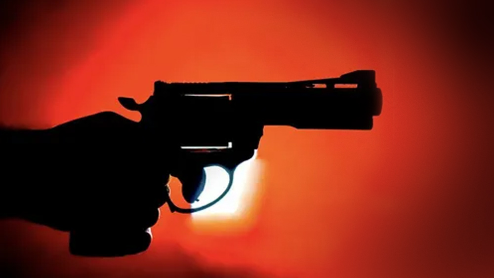 ২০২০ সালের ৫ সেপ্টেম্বর। রাত সাড়ে ৮টা নাগাদ নিজের বাড়ির বাইরে গাড়ি থেকে নামতেই একতার উপর প্রাণঘাতী হামলা হয়। একতার সৎমা অনিতা জোশী এবং তাঁর ছেলে আশিস জোশী সে দিন লক্ষ্মীনগর থেকে উত্তর দিল্লির জিটিবি এনক্লেভ এলাকায় একতার বাড়িতে এসেছিলেন।