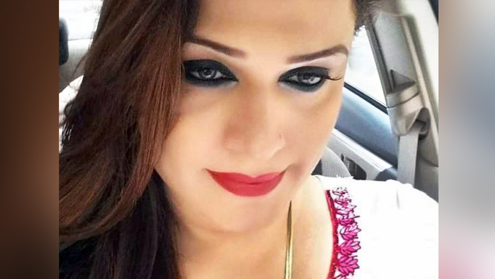 এই খুনের কারণ হিসাবে অন্য তত্ত্ব তুলে ধরে দিল্লি পুলিশ। তাদের দাবি, দিল্লির ট্রান্স-যমুনা এলাকায় বিভিন্ন অনুষ্ঠানে টাকা তোলা নিয়ে রেষারেষি শুরু হয়েছিল একতা এবং তাঁর বিরুদ্ধ গোষ্ঠীর মধ্যে। তার জেরেই এই খুন।