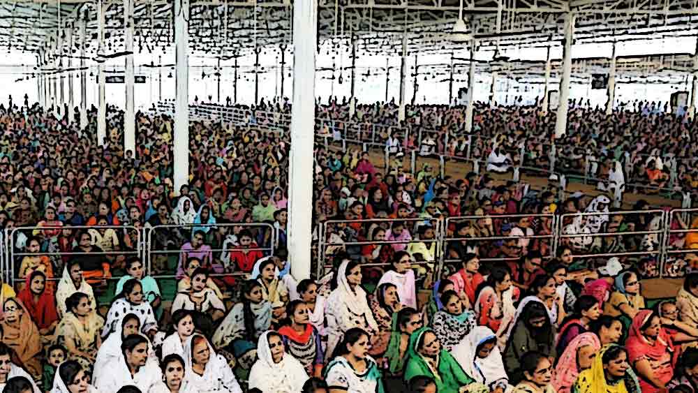 ১০ এপ্রিল গগন এবং বরুণের গ্রেফতারির আগে পুলিশ খবর পেয়েছিল যে দিল্লির নিরঙ্কারী সমাগম মাঠে আসবেন ওই অভিযুক্তরা। ভোরের আলো ফোটারে আগেই ইনস্পেক্টর শিব কুমারের নেতৃত্বে দিল্লি পুলিশের স্পেশাল সেলের আধিকারিকেরা সেখানে পৌঁছে যান।