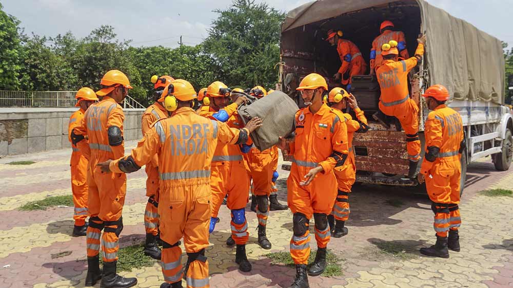 গত ১০ বছরে একের পর এক চ্যালেঞ্জিং কাজ করেছে উৎকর্ষের সংস্থা। পটনায় ১১ কিলোমিটার দীর্ঘ সেতু ভেঙেছে। তার পর তেলঙ্গানার সচিবালয়, পুরনো মোতেরা স্টেডিয়াম ভেঙে দিয়েছেন উৎকর্ষরা। এখন সংস্থার মূলধন ১৫০ কোটি টাকা।