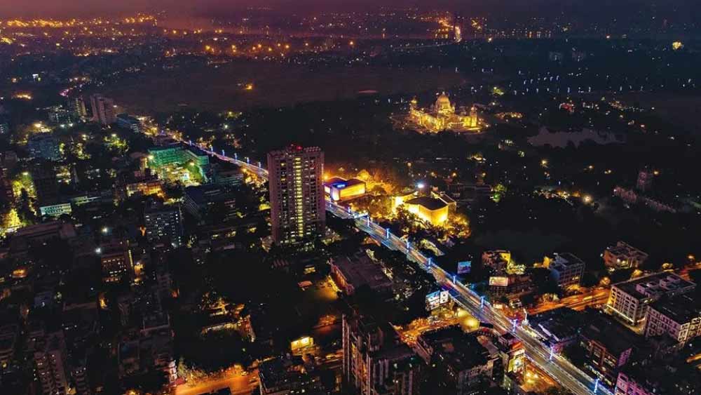 কেন্দ্রীয় রিপোর্ট অনুযায়ী, কলকাতায় প্রতি লক্ষ মানুষে নথিভুক্ত অপরাধ ১০৩.৪। এই সংখ্যা গত বছরের তুলনায় আরও কমেছে। গত বছর এই সংখ্যা ছিল ১২৯.৫।