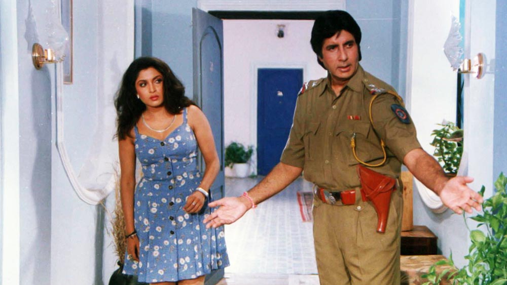  ১৯৯৮ সালে ‘বড়ে মিয়াঁ ছোটে মিয়াঁ’ ছবিতে ‘বিগ বি’-এর সঙ্গে অভিনয় করার সুযোগ পান রাম্যা।