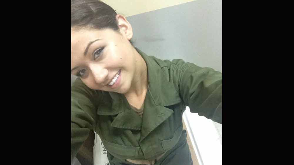 বর্তমানে চিকিৎসকদের পরামর্শে সঠিক ওষুধ খেয়ে এবং সঠিক ভাবে জীবনযাপন করে তিনি অনেকটাই সুস্থ। এখন আগের মতো দিনে ১০ বার জ্ঞান হারান না লিন্ডসে। এই সংখ্যা কমে হয়েছে দু’-তিন বার। তবে তিনি এখনও নিজে কিছু করতে পারেন না। সমস্ত কাজে স্বামী জেমসই তাঁকে সাহায্য করেন।