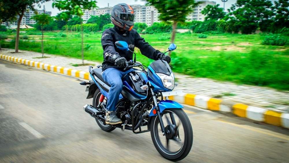 বাজেট কম! অথচ পুজোয় ঘোরার জন্য যোগ্য দু’চাকার সঙ্গী খুঁজছেন? রইল এমন কয়েকটি বাইকের হদিস, যেগুলির দাম ৪০ হাজার টাকার মধ্যে।