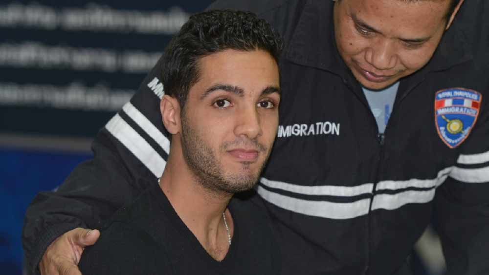 হামজার জন্ম ১৯৮৮ বা ১৯৮৯ সালে। আলজিরিয়ার তিজি ওজুতে। ‘বিএক্স১’ ছদ্মনাম ব্যবহার করতেন তিনি।