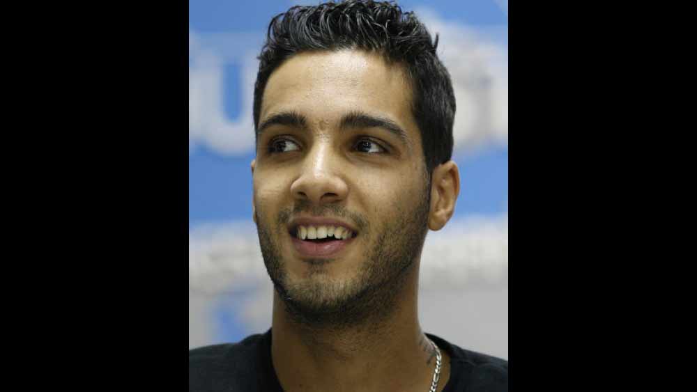 যদিও বহু মানুষের কাছে হামজা ছিলেন ঈশ্বর। ‘গরিবের রবিনহুড’ বলা হত তাঁকে। শোনা যায়, ব্যাঙ্ক থেকে যে টাকা লুট করতেন হামজা, তা বিভিন্ন প্যালেস্তিনীয় স্বেচ্ছাসেবী সংস্থায় দান করতেন। যদিও তাঁর বিচারের নথিতে সে রকম দানধ্যানের উল্লেখ নেই। টাকা হাতিয়ে হামজা কী করতেন, সেখানে বলা হয়নি।