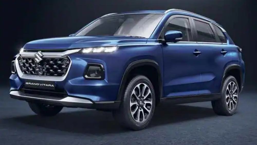 মারুতি সুজুকি ভিটারা গ্র্যান্ড ব্রিজা হাইব্রিড: টয়োটা আরবান ক্রুজার্ বাজারে আসার কিছু দিন পরেই আরও একটি নতুন গাড়ি নতুন চমক নিয়ে আসতে চলেছে। সংস্থার পরিকল্পনা এমনটাই! গাড়িটিতে ১.৫ লিটার পেট্রল ইঞ্জিন-সহ থাকবে টয়োটার হাইব্রিড প্রযুক্তি। গাড়িটি লিটার প্রতি প্রায় ২৮ কিমি মাইলেজ দেবে বলে মনে করা হচ্ছে। 