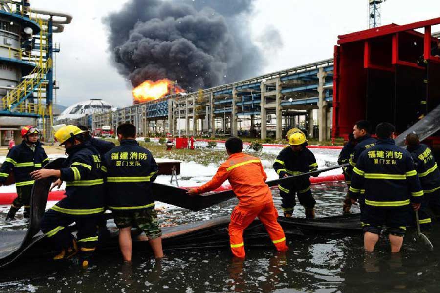 তবে পুলিশ বিক্ষোভকারীদের ফোন পরীক্ষা করে দেখেছে, তাঁদের অনেকেই ব্যক্তিগত নেটওয়ার্ক (ভিপিএন)-এর মাধ্যমে টুইটারে সরকার-বিরোধী বক্তব্য রাখছেন। 