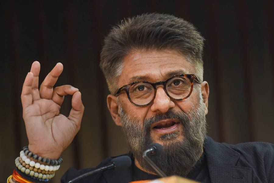 পরিচালক বিবেকের দাবি, ছবিটি তৈরির জন্য তাঁকে দীর্ঘ সময় ব্যয় করে ইতিহাস ঘাঁটতে হয়েছে, নথিপত্র যাচাই করতে হয়েছে। প্রায় ৫ হাজার ঘণ্টার গবেষণার ফসল এই ‘কাশ্মীর ফাইল্‌স’।