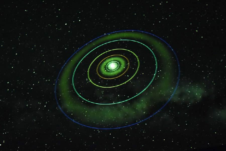 যদিও দুর্গাপুজোর আগেই এর আনুষ্ঠানিক উদ্বোধন করেছিলেন রাজ্যের পুর ও নগরোন্নয়নমন্ত্রী ফিরহাদ হাকিম। প্রযুক্তিগত কিছু সমস্যার কারণে তা চালু করা সম্ভব হচ্ছিল না বলে জানিয়েছেন হাওড়া পুর কর্তৃপক্ষ। 