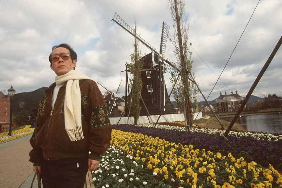 জাপান সরকার সাগওয়ার বিরুদ্ধে কোনও আইনি পদক্ষেপ করেনি। তাঁর বিরুদ্ধে রুজু হওয়া মামলা ফ্রান্সে হওয়ায় জাপানে তাঁকে স্বাধীন ভাবে চলাফেরা করার অনুমতি দেওয়া হয়েছিল।