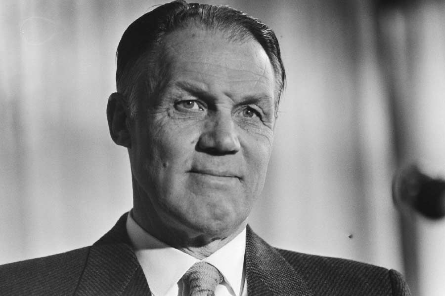 ফাইনালের ঠিক আগে এক সাংবাদিক বৈঠকে নেদারল্যান্ডসের প্রশিক্ষককে এই প্রতিবেদন সম্পর্কে জিজ্ঞাসা করা হলে রিনাস মাইকেলস জানান, এই প্রতিবেদনে সত্যি কথা লেখা নেই। পুরো বিষয়টি গুজব বলেও উড়িয়ে দেন তিনি।