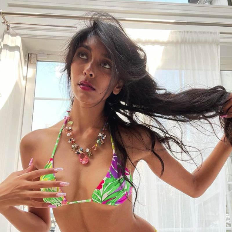 ২০০১ সালে ইনদওরে জন্ম মেঘার। তাঁর যখন ১ বছর বয়স, তখন মেঘাকে নিয়ে তাঁর বাবা-মা চলে আসেন কানাডায়। তার পর থেকে সেখানেই থাকতেন তিনি। কানাডার জল-হাওয়ায় বেড়ে উঠেছেন ভারতীয় কন্যা।