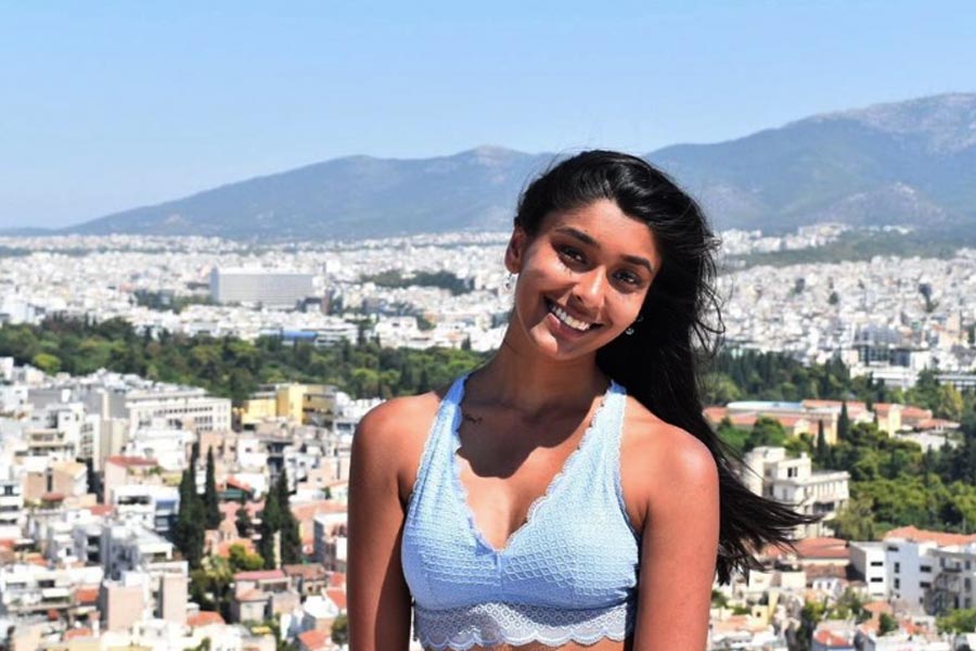 প্রথম ভিডিয়োতেই কার্যত বাজিমাত করে ফেলেছিলেন তরুণী। মেঘার তৈরি প্রথম ভিডিয়োটিতে হাজার তিনেক লাইক পড়েছিল। ভিডিয়োটি দেখেছিলেন ৬০ হাজারের বেশি মানুষ।