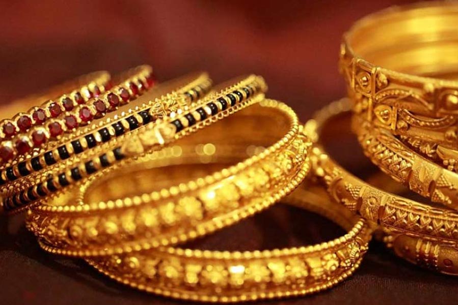 সোনার এই দামের সঙ্গে প্রতি ক্ষেত্রে আলাদা করে প্রযুক্ত হবে জিএসটি এবং টিসিএস-এর মতো কর।
