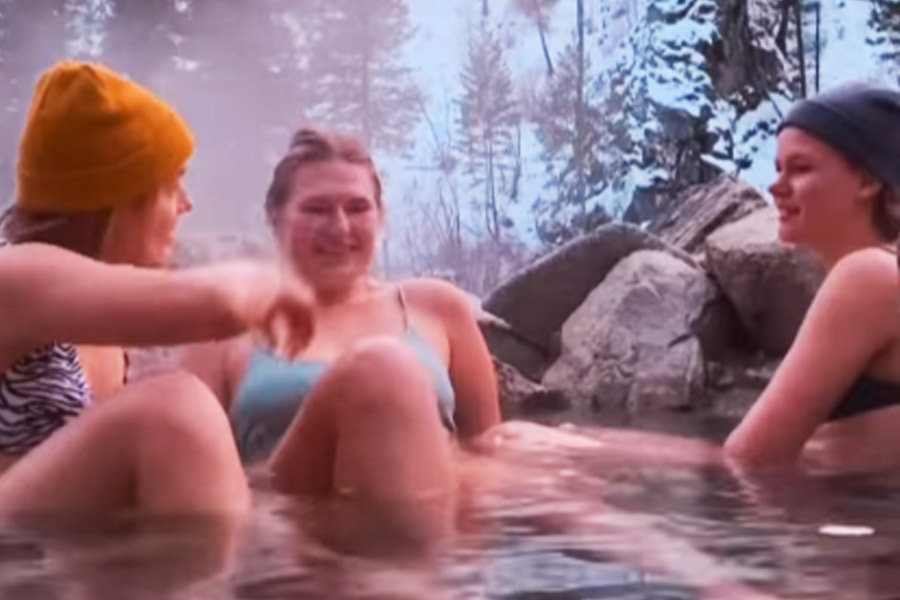 ইনস্টাগ্রামে ইতিমধ্যেই তাঁদের অনুরাগীর সংখ্যা ৫৯ হাজারের গণ্ডি পার করেছে।