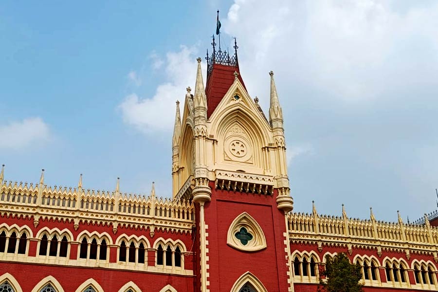 Calcutta High Court’s justice Biswajit Basu disappointed over CID in recruitment scam in a Murshidabad School 