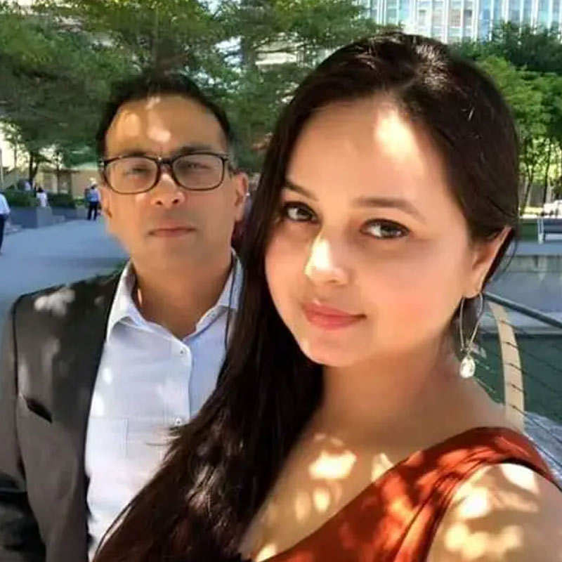 ২০০২ সালে রোহিণীর বিয়ে হয় সমরেশ সিংহের সঙ্গে। তিনি পেশায় এক জন সফ্‌টঅয়্যার ইঞ্জিনিয়ার। বিয়ের আগে আমেরিকায় থাকতেন সমরেশ। পরে রোহিণীর সঙ্গে সিঙ্গাপুরে থিতু হন।