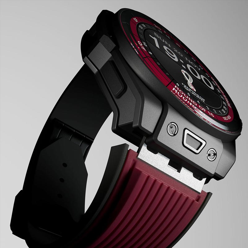 উব্লোর ডায়ালটি একটি স্কেল দিয়ে ৫ ভাগে ভাগ করা। তাতে ম্যাচের প্রথম ও দ্বিতীয়ার্ধ, প্রতি অর্ধের  অতিরিক্ত সময় এবং ম্যাচের বিরতির সময়— এই ৫টি ভাগের যাবতীয় তথ্য জমা করতে থাকে এই ঘড়িটি।