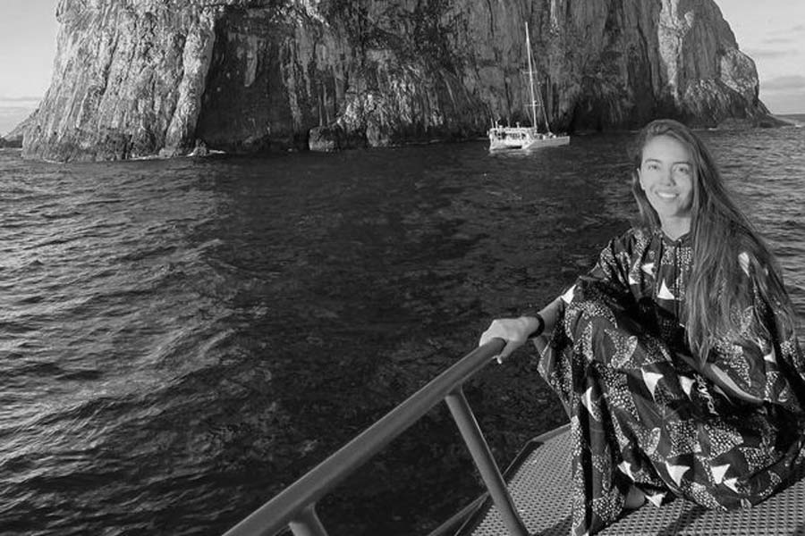 ধারালো চাকার আঘাতে কুচি কুচি হয়ে যায় নাতালিয়ার শরীরের নীচের এবং কোমরের কিছু অংশ।