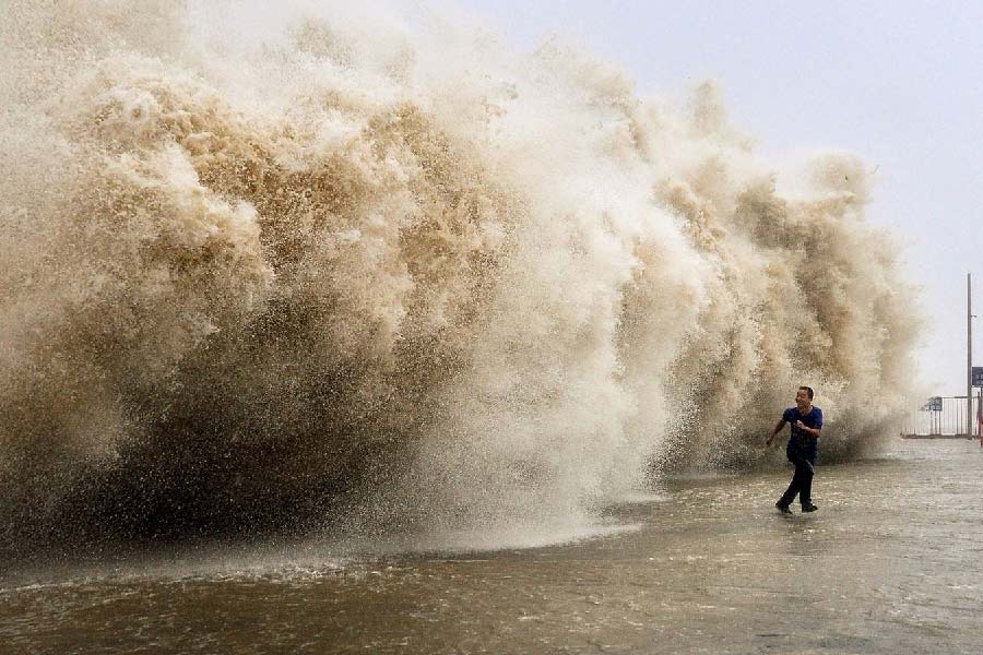 কিন্তু কী অর্থ ‘মনদৌস’ শব্দটির? আরবি ভাষায় ‘মনদৌস’ শব্দের অর্থ ‘গয়নার বাক্স’। কিন্তু এই ‘গয়নার বাক্স’ খোলা হলে তা শুভ কিছু ঘটাবে না বলেই আশঙ্কা আবহবিদদের।