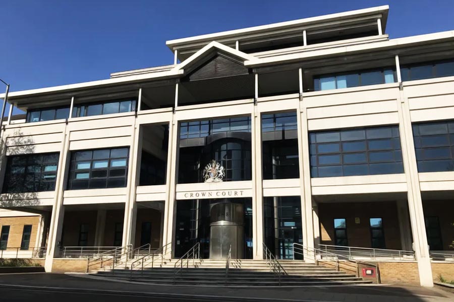 কিংস্টন ক্রাউন আদালত গত ১১ নভেম্বর মরিসকে দোষী সাব্যস্ত করে। তাঁকে ৬ বছরের কারাদণ্ড দেওয়া হয়েছে। 