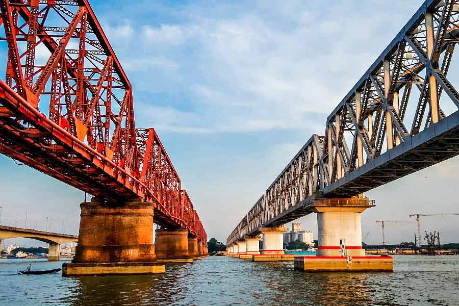 আগামী বছরের মে মাসে সেতুটি নির্মাণে বিনিয়োগকারী প্রতিষ্ঠানের সঙ্গে বাংলাদেশ সরকারের চুক্তি স্বাক্ষরের পরিকল্পনা রয়েছে।