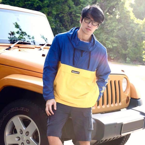 সমাজমাধ্যমে খুব সক্রিয় ট্যান। ২০১৫ সালে ইনস্টাগ্রাম অ্যাকাউন্ট খোলেন তিনি। সেখানে নিজের নানা ধরনের মডেলিংয়ের ছবি প্রকাশ করতেই চিনা সংবাদমাধ্যমের নজর কাড়েন তিনি। ছবি: ইনস্টাগ্রাম।