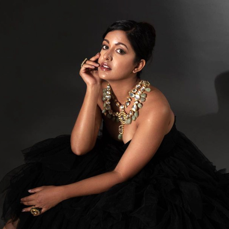 জামশেদপুরের দক্ষিণ ভারত মহিলা সমাজ ইংলিশ স্কুল থেকে পড়াশোনা করেন ঈশিতা। মিডিয়া স্টাডিজ় নিয়ে পড়বেন বলে কলেজে ভর্তি হন তিনি। কিন্তু তাঁর মন ছিল বলিউডে আসার।