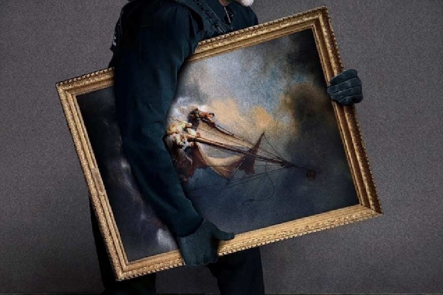 ১৯৯৬ সালের জানুয়ারিতে চার জন ছবি চুরির জন্য দোষী সাব্যস্ত হন। তাঁদের মধ্যে এক জনের নাম আগেও জড়িয়েছে ছবি চুরির অপরাধে। ১৯৮৮ সালে মুনখেরই ‘ভ্যাম্পায়ার’ ছবিটি চুরি করেছিলেন তিনি। 