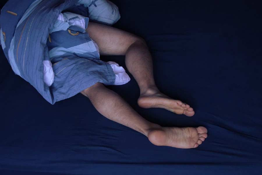 প্রতিটি সিনেমাই পাঁচ থেকে আট মিনিটের ছিল। সিনেমাগুলি জনপ্রিয়ও হয়েছিল। তবে সাধারণ মানুষকে পর্ন-আসক্ত করার অভিযোগ আনা হয়েছিল সরকারের বিরুদ্ধে। সমালোচনার মুখে পড়ে ওই সিনেমাগুলি দেখানো বন্ধ করে দেওয়া হয়।