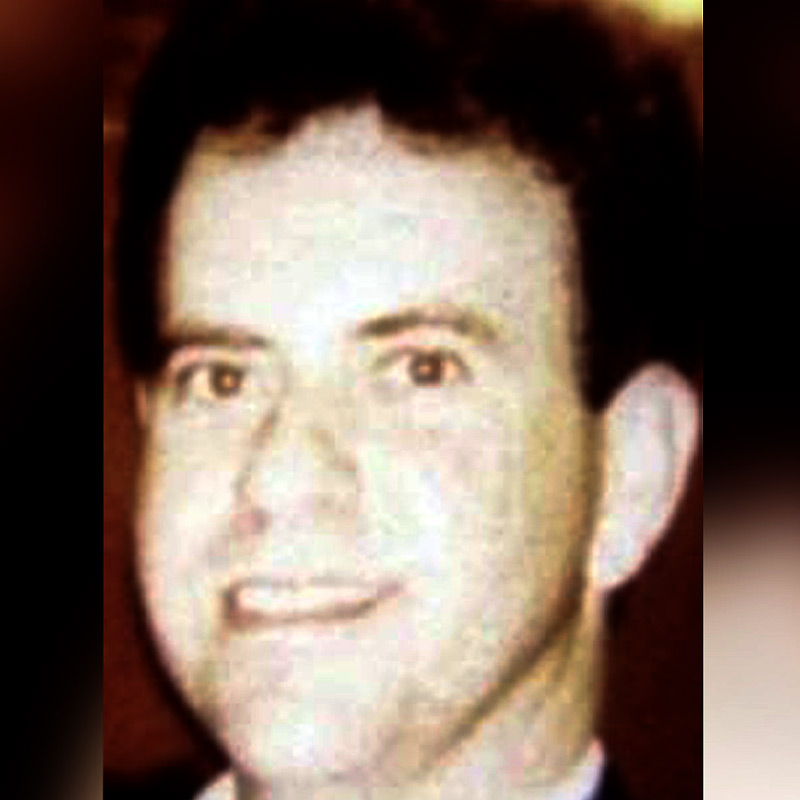 ১৯৯৭ সালের ৮ নভেম্বর থেকে নিখোঁজ ছিলেন ফ্লোরিডার বাসিন্দা উইলিয়াম মল্ডট। নিখোঁজ হওয়ার সময় তাঁর বয়স ছিল ৪০ বছর। বহু দিন তদন্ত চালিয়েও তাঁর কোনও হদিস পায়নি ফ্লোরিডার পুলিশ।