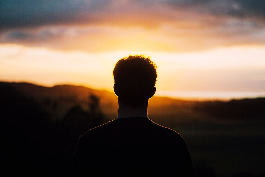 আবাসন নির্মাণকারী সংস্থার ম্যানেজার জিম মুর (নাম পরিবর্তিত) খোঁজ পান উইলিয়ামের দেহের। কিন্তু এর নেপথ্যের কাহিনি চমকপ্রদ।