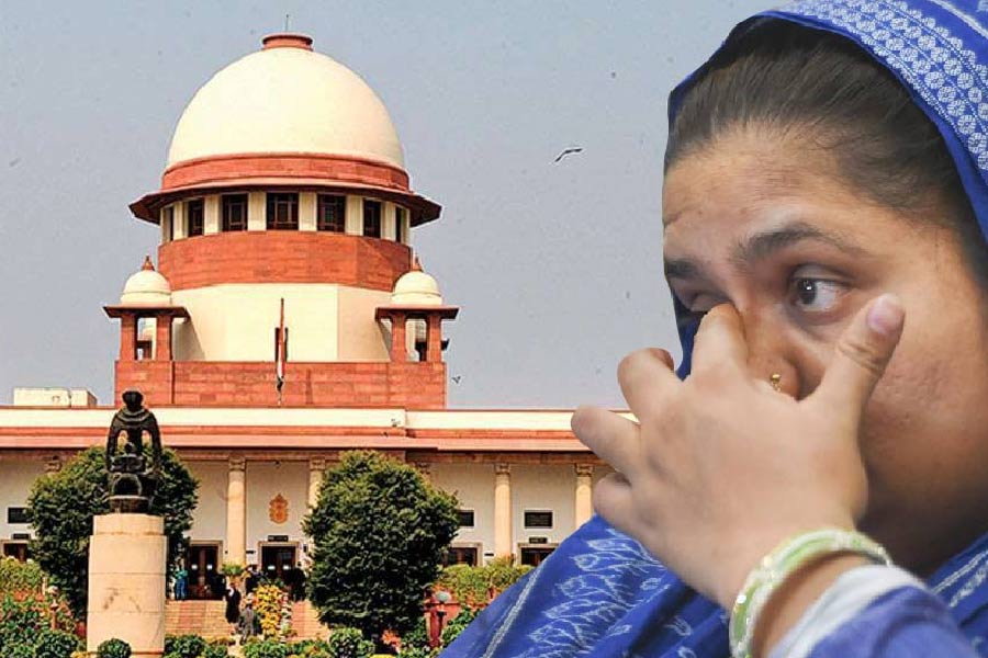 Bilkis Bano case, SC asks Gujarat govt to be ready with convicts’ remission files 