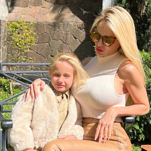  লুসিয়ানা বলেছিলেন, ‘‘ডিয়েগো বলেছেন আর্জেন্টিনা জিতলে তিনি নগ্ন হয়ে দৌড়াবেন। আমি ওঁর ভক্ত। উনি দৌড়ালে আমিও ওঁর পাশাপাশি নগ্ন হয়ে ওবেলিস্কের চারপাশে দৌড়াব।’’