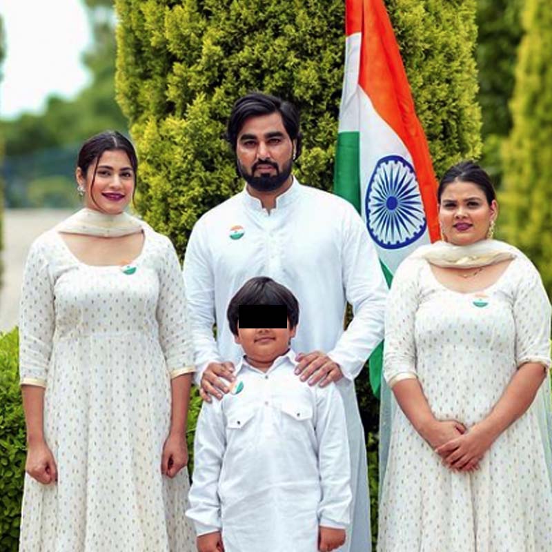 তবে ঠাট্টার মাঝে কেউ কেউ ইতিবাচক বার্তাও দিয়েছেন। পরিবারে নতুন অতিথি আসছে, আরমানকে তার শুভেচ্ছা জানিয়েছেন অনুরাগীরা। 