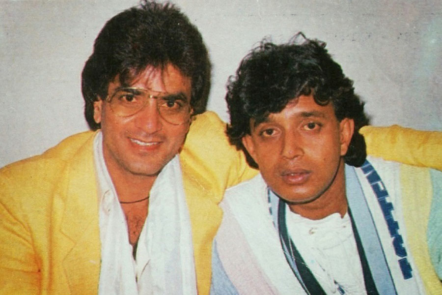 শুধু হিন্দি ছবিতেই নয়। ওড়িয়া, তেলুগু এবং পঞ্জাবি ছবিতেও অভিনয় করেছেন রামেশ্বরী। প্রায় প্রতিটি ছবিতে অভিনয় করেই ছক্কা হাঁকিয়েছেন তিনি। জিতেন্দ্র, মিঠুন, নাসিরুদ্দিন শাহের মতো অভিনেতাদের সঙ্গেও কাজ করতে দেখা গিয়েছে তাঁকে।