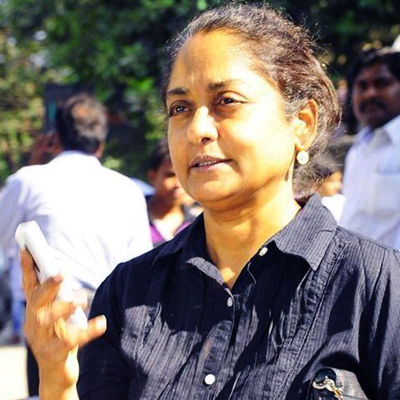 চিকিৎসার পর মুম্বইয়ে ফিরে আসেন রামেশ্বরী। কিন্তু অভিনয়ের সে রকম কোনও প্রস্তাব আর পাননি তিনি। ছোটখাটো পার্শ্বচরিত্রে অভিনয় করতেন তিনি।