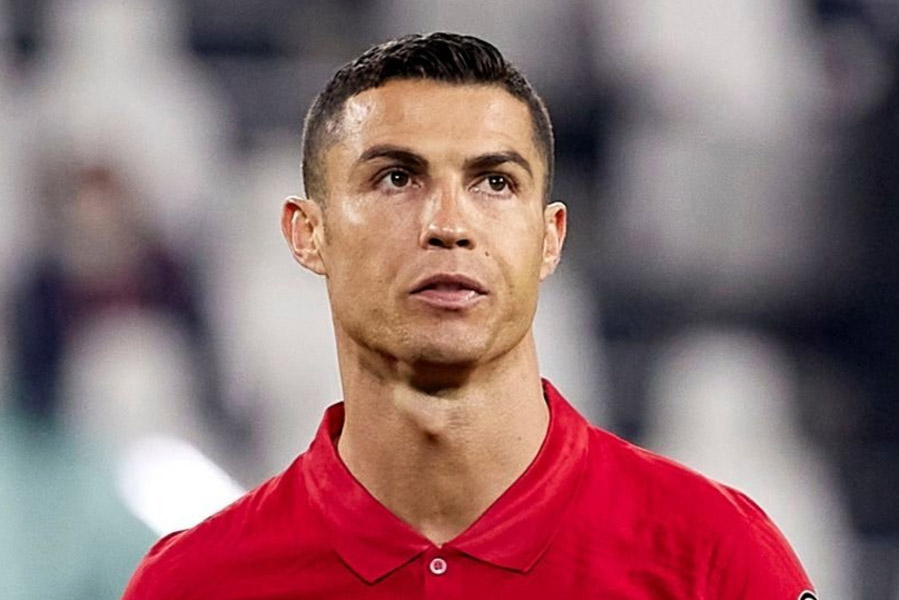 Cristiano Ronaldo in Portugal jersey