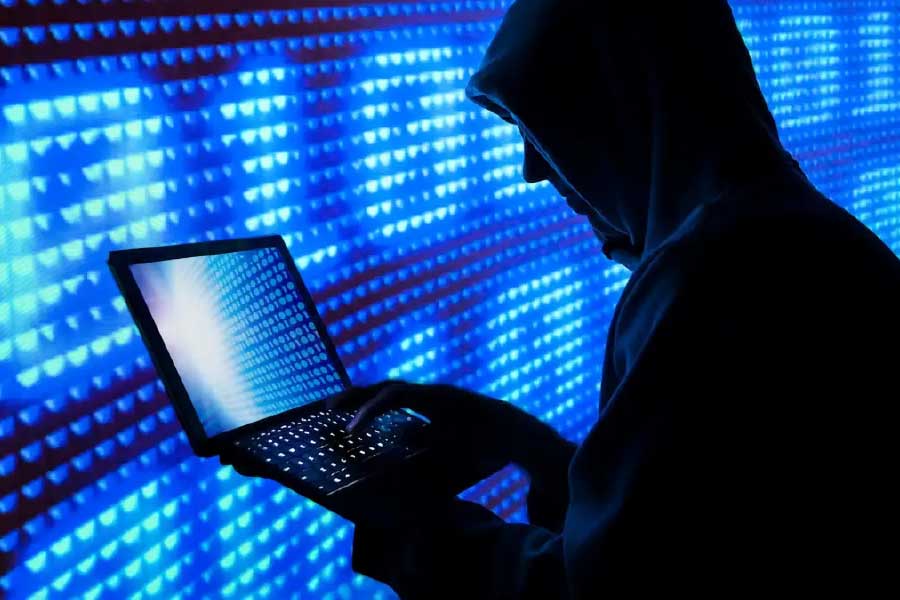 কম্পিউটার আপনার অনলাইন সমস্ত কার্যকলাপের কথা জানে। মনেও রাখে, সব কিছু। 