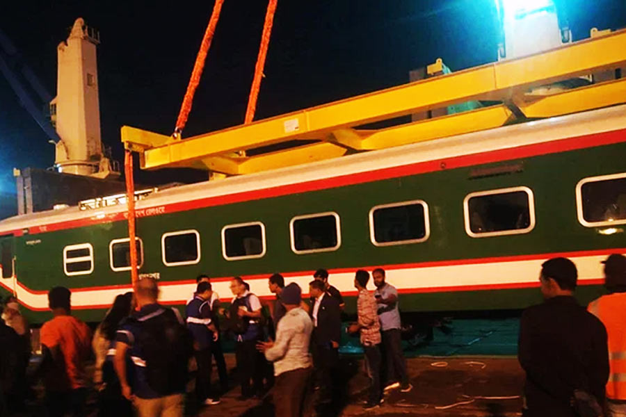 ট্রেনের কোচগুলি ‘চিটাগং গুডস পোর্ট ইয়ার্ড’ থেকে টাঙ্গি ও সৈয়দপুরে রেলের কারখানায় নিয়ে যাওয়া হবে। সেখানে কোচগুলি পরীক্ষামূলক ভাবে চালানো হবে। 