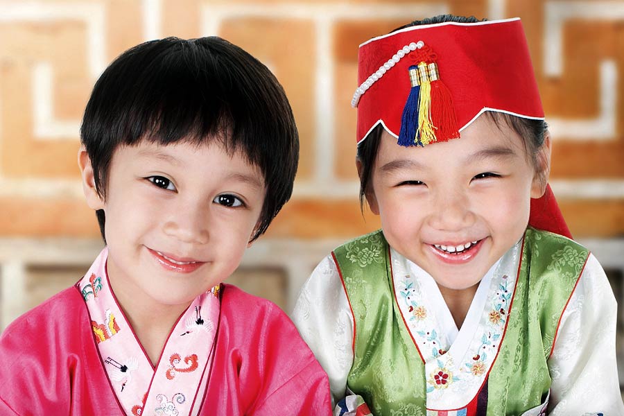 বয়স কমে যেতে চলেছে দক্ষিণ কোরিয়ার নাগরিকদের।