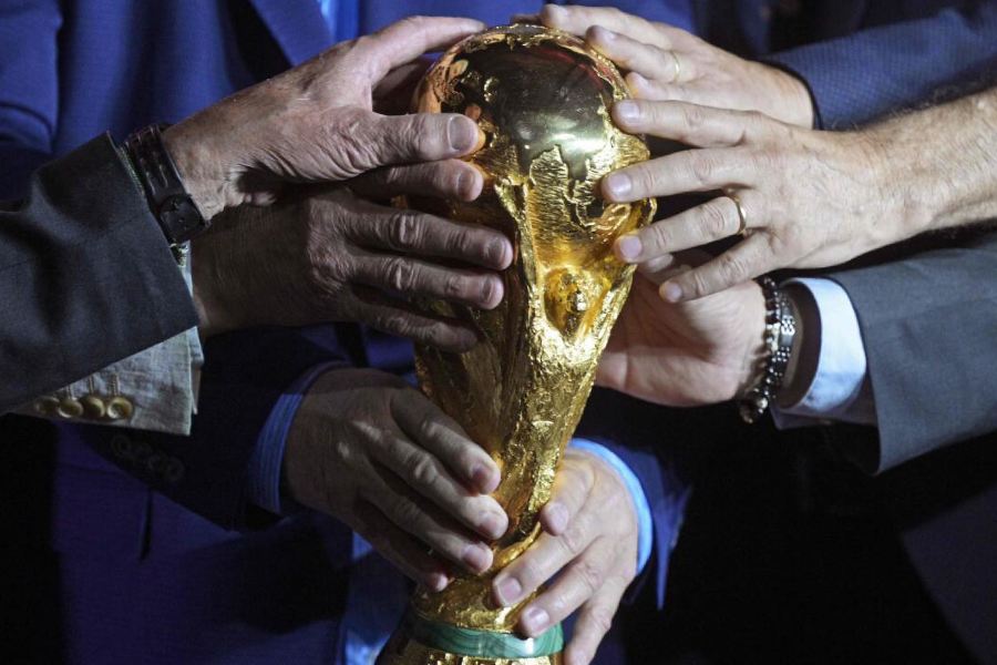 এর মধ্যে সেমিফাইনাল থেকে বিদায় নেওয়া দল পাবে ২০৬ কোটি টাকা (২৫ মিলিয়ন ডলার) করে।