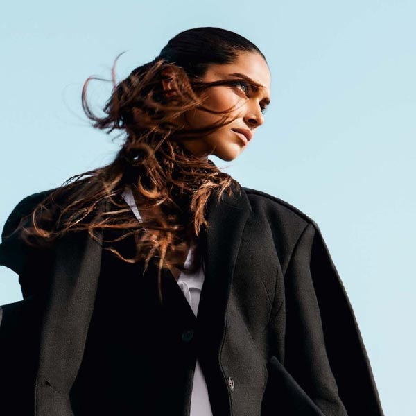 ২০২০ সালে নয়াদিল্লির জওহরলাল নেহরু ইউনিভার্সিটিতে মারপিট, ভাঙচুর হয়। পড়ুয়াদের উপর হামলাও করা হয়। সেই সময় পড়ুয়াদের সমর্থন করতে উপস্থিত ছিলেন দীপিকা। 