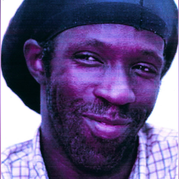 সোজা আদালতে যান ফোর্ড। সেখানে অভিযোগ করেন, তাঁর ব্যাগ থেকে লটারির টিকিট চুরি করেছিলেন আব্রাহাম। আদালত অভিযোগ মানেনি। 