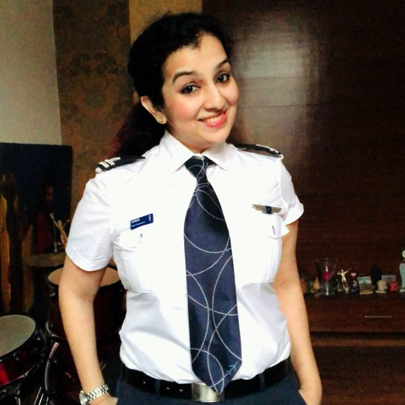 ‘গিট হাব’ নামের একটি অ্যাপকে কেন্দ্র করে বিতর্কের সূত্রপাত। অভিযোগ, এই অ্যাপটিতে ৮০ জন মুসলিম মহিলার মুখের ছবি তুলে ধরে নিলামে বিক্রির ডাক দেওয়া হয়েছিল। ৮০ জনের মধ্যে ছিলেন হানাও।